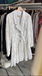 Giambattista Valli White Guipure Floral Lace Dress Coat - IT44 / 8