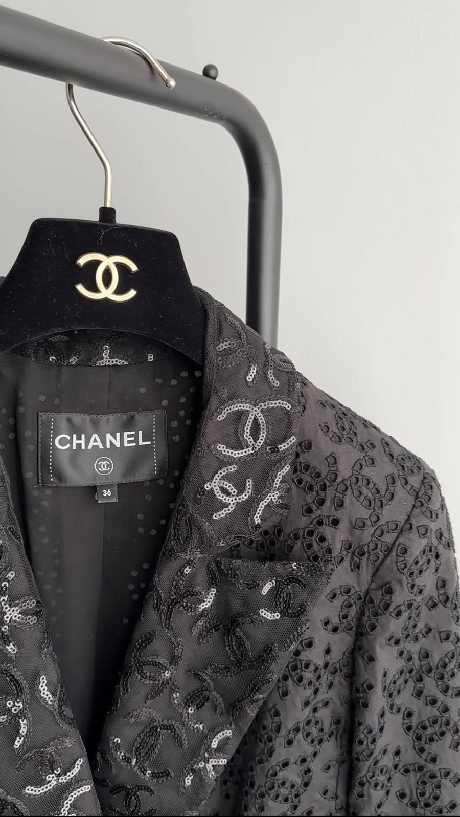 Chanel 21B Black Eyelet and Sequin CC Blazer Jacket - FR36 / 4 / S