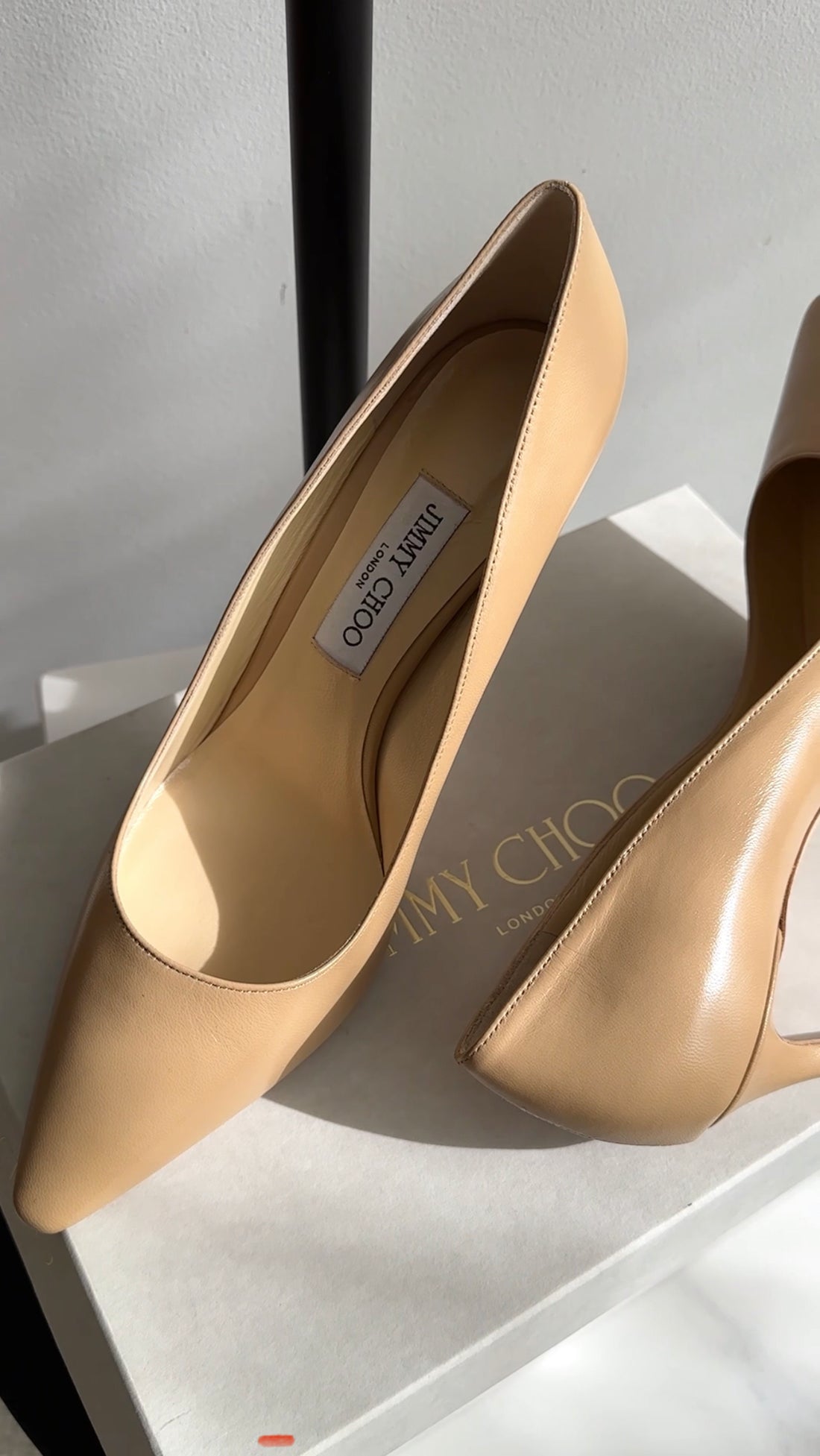 Jimmy Choo Beige Leather Romy 100 Pumps - 41