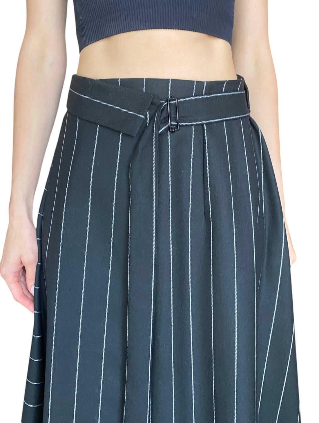 Juun. J Navy Wool Pinstripe Belted Pleated Skirt - IT 38 / US 4