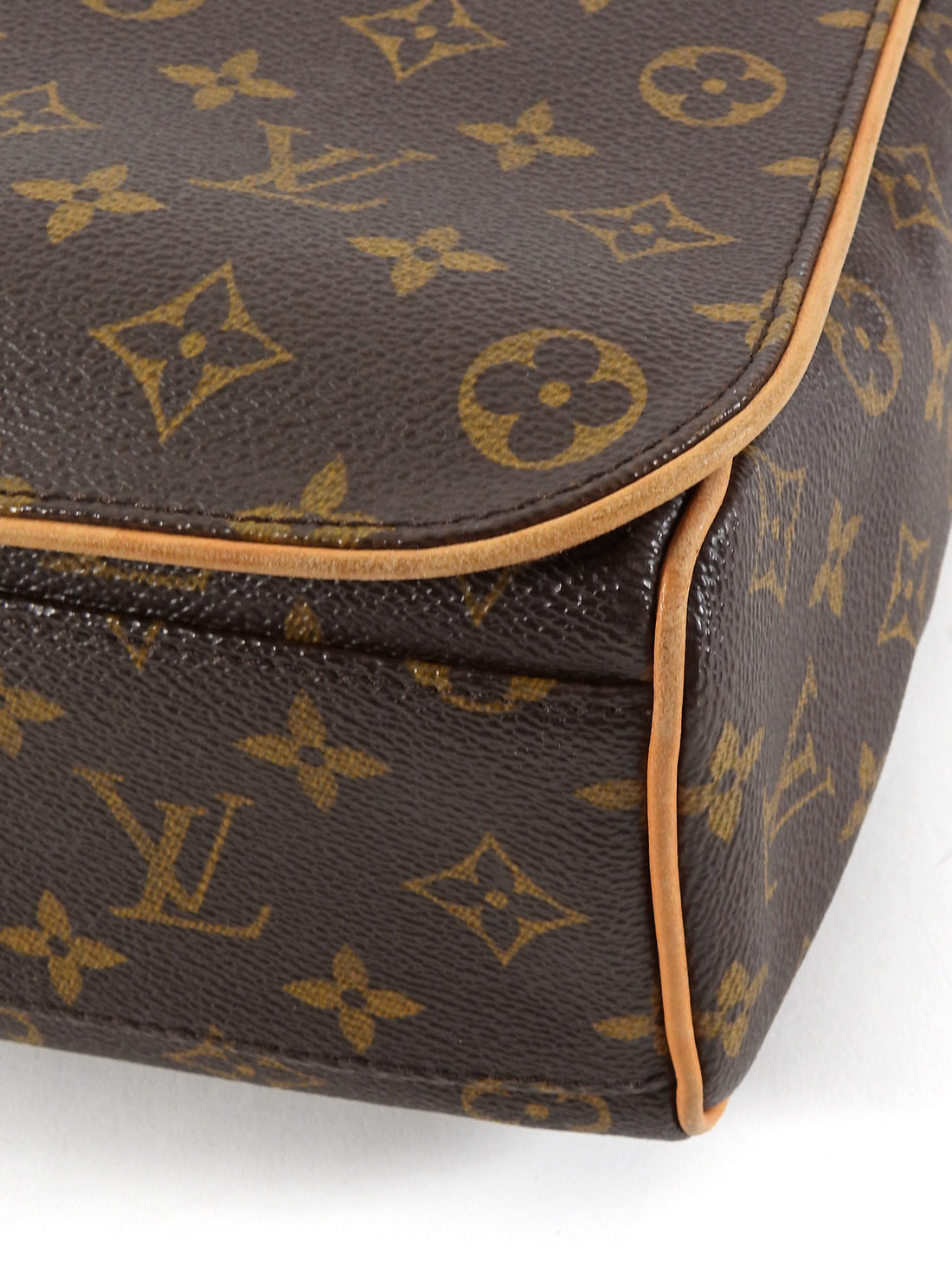 Louis Vuitton Brown Monogram Bastlile Messenger Bag MM