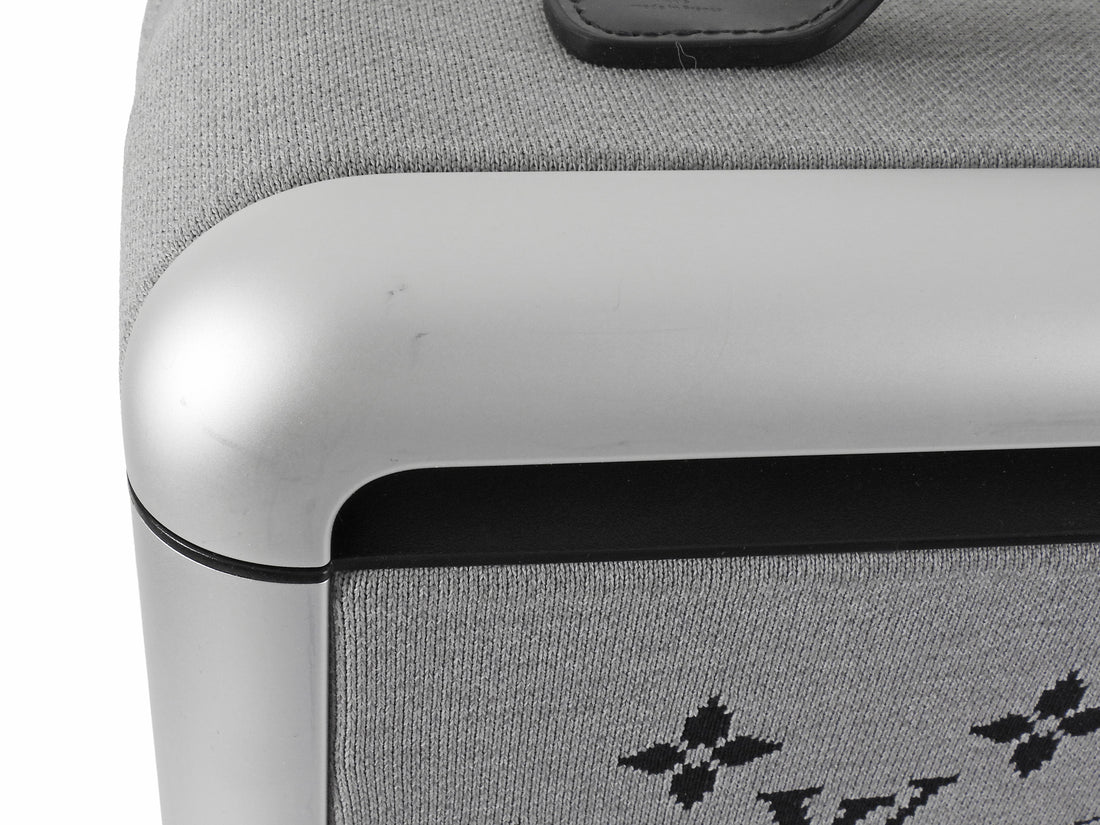 Louis Vuitton Grey Horizon 55 Soft Monogram Rolling Luggage 55