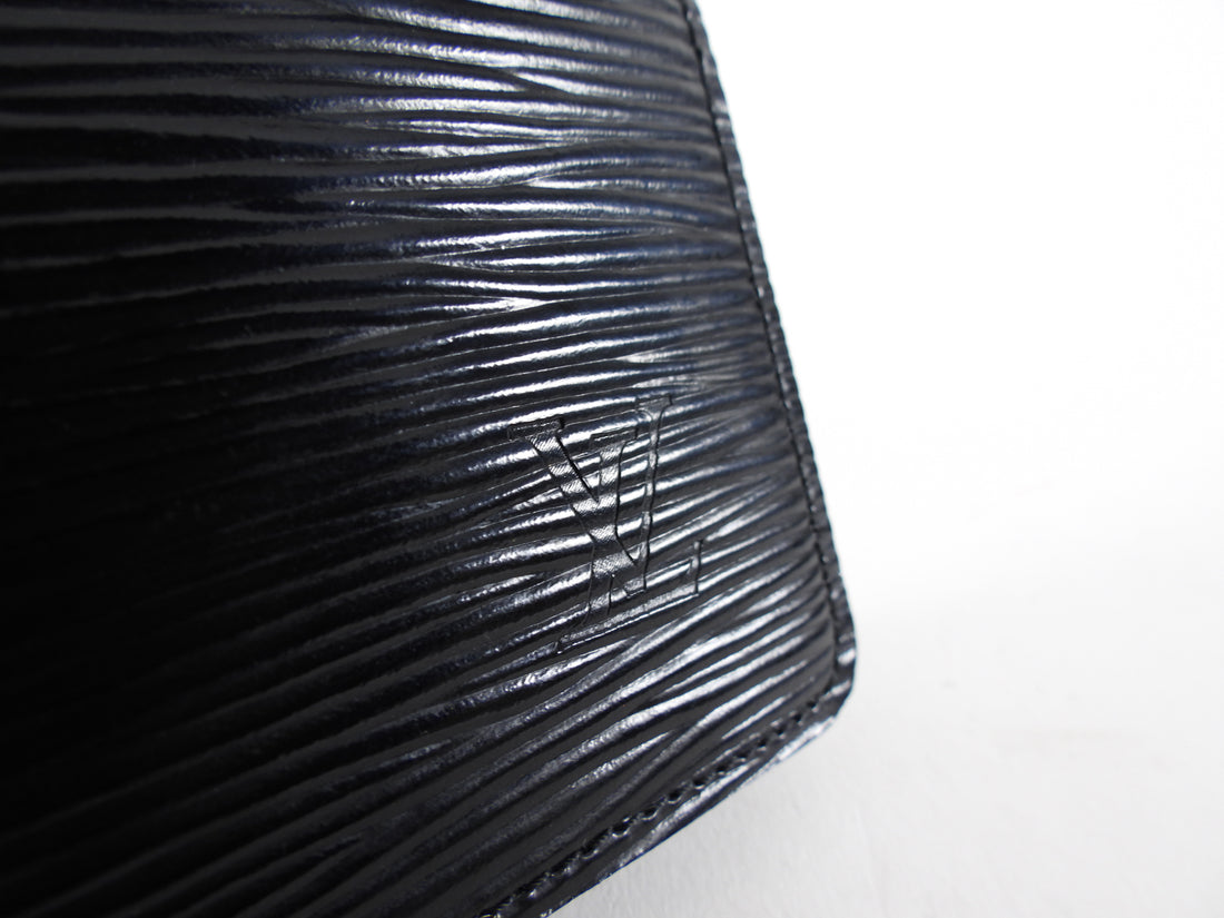 Louis Vuitton Black Epi Leather Medium Ring Agenda Cover