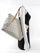 Louis Vuitton Damier Azur Totally MM Zip Tote Bag
