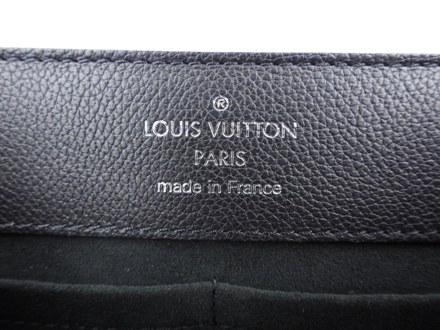 Louis Vuitton Grained Calfskin Lockme Ever MM Satchel (SHF-xxWmqD) – LuxeDH