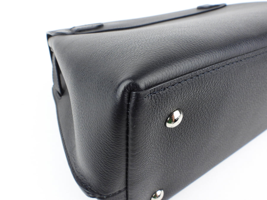 Lockme leather handbag Louis Vuitton Black in Leather - 22414673