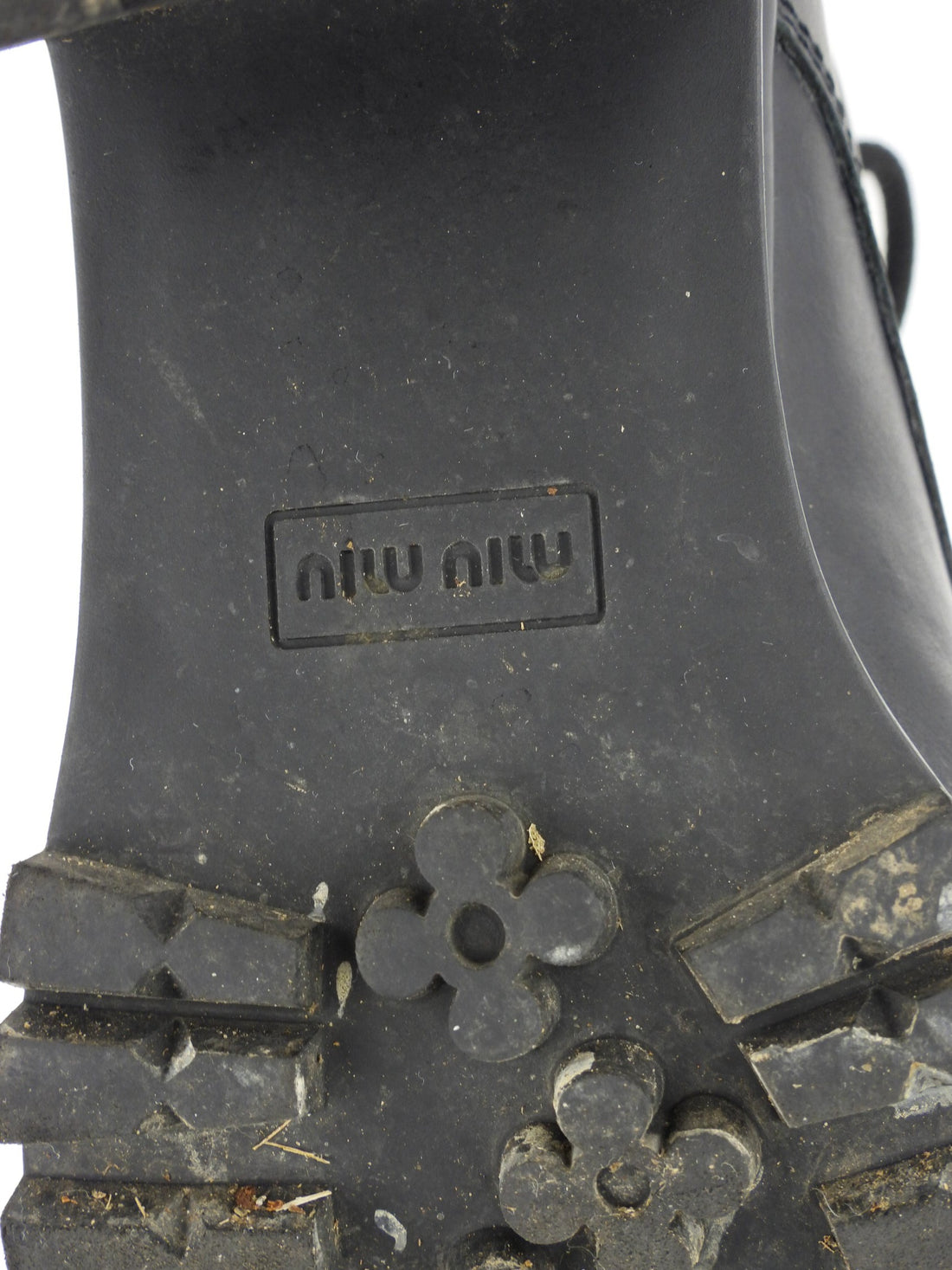 Miu Miu Black Leather Laced Round Toe Block Heel Ankle Boots - 37.5