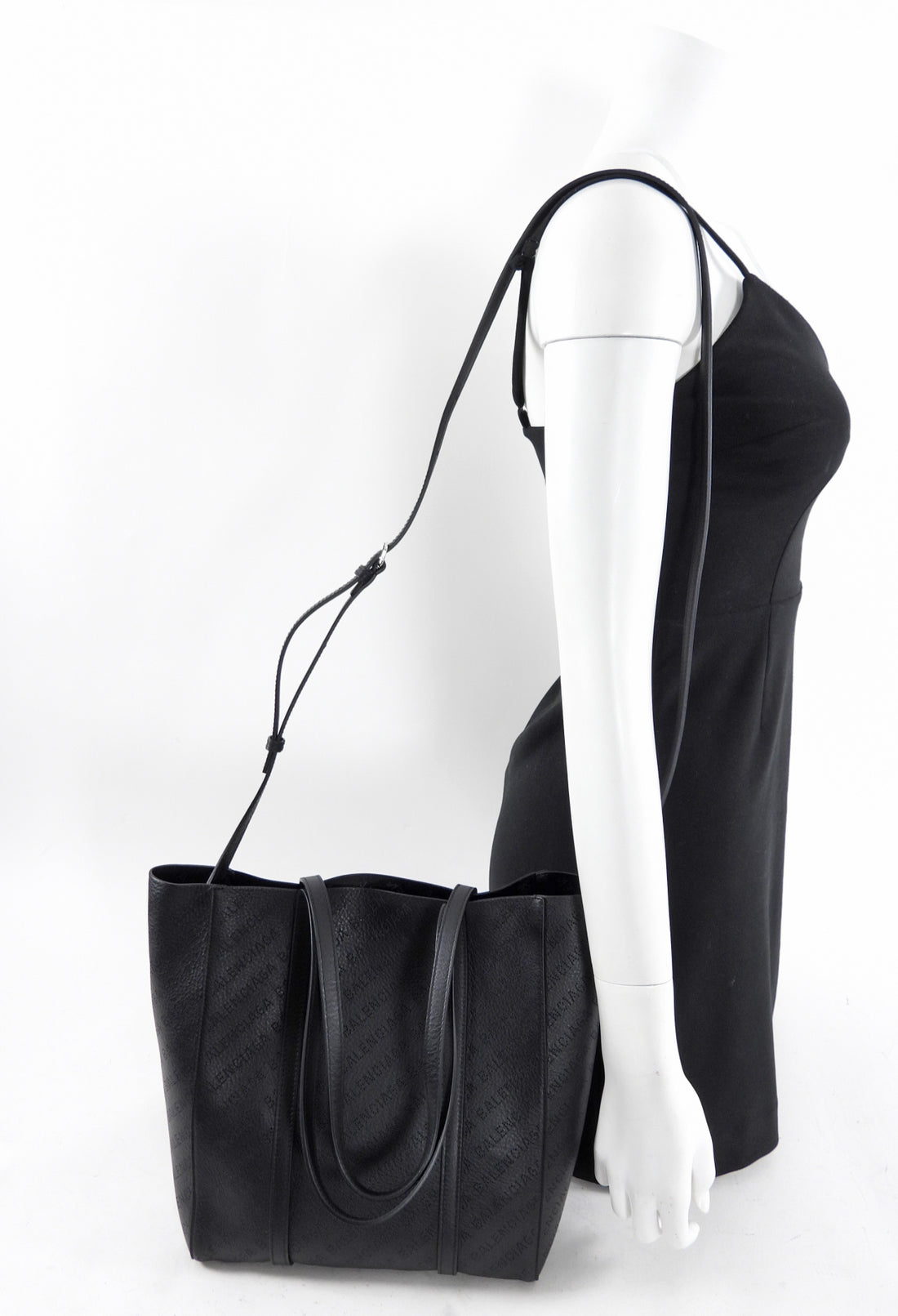 Balenciaga black leather tote online