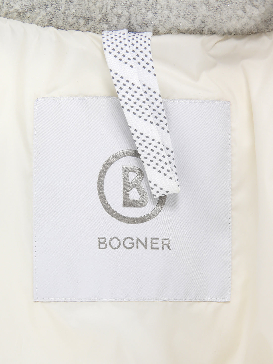 Bogner Light Grey Sheryl Hooded Boucle Wool Puffer Ski Jacket - US 6 / S