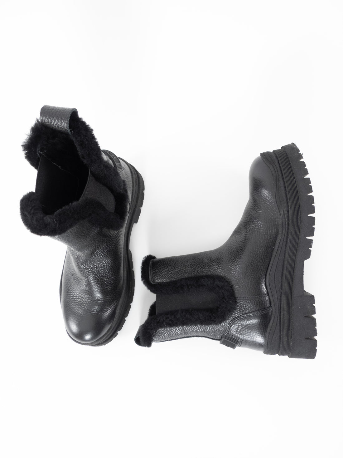 Bogner Black Grained Leather and Shearling Arosa Platform Chelsea Boot - 37