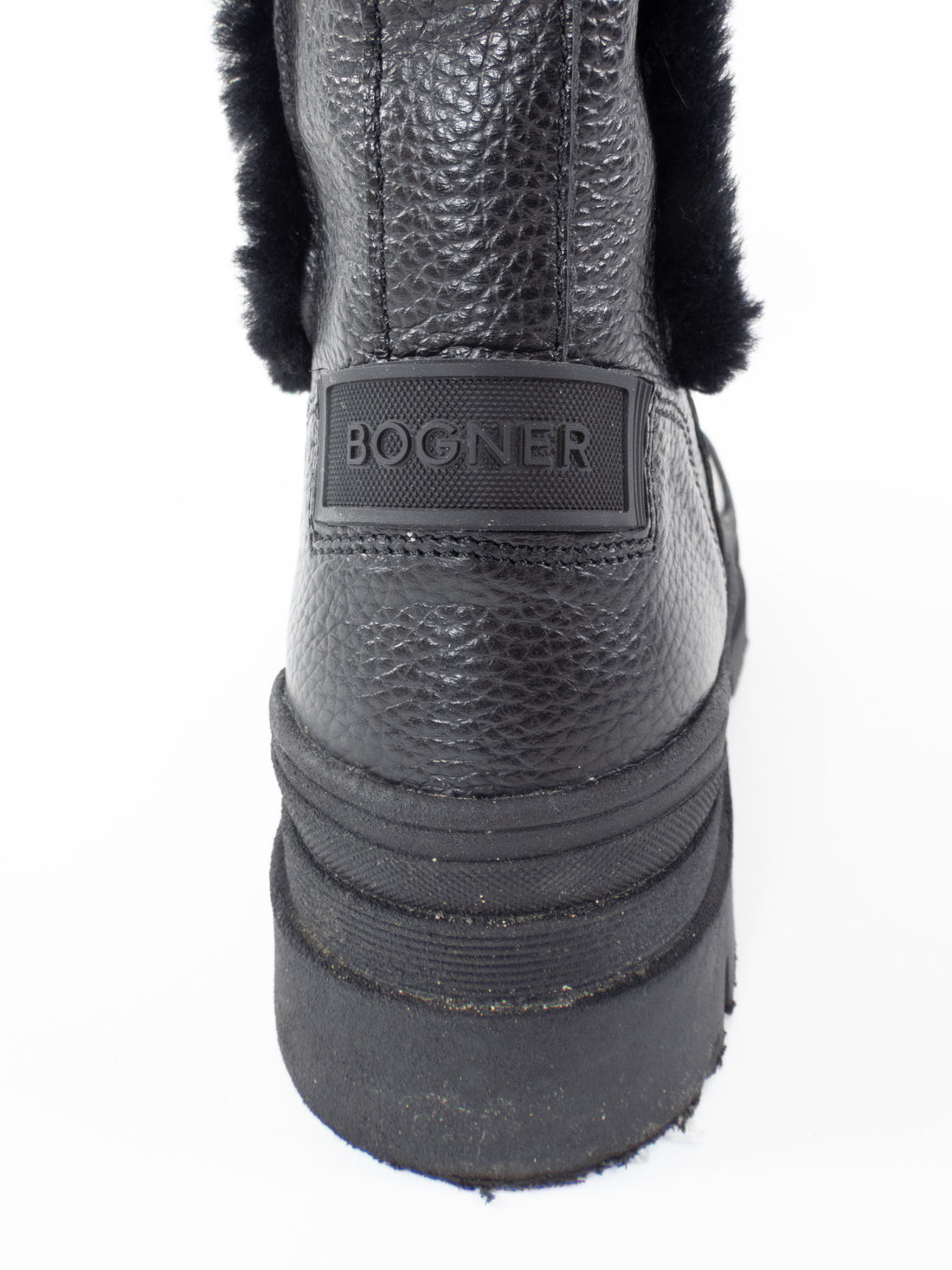 Bogner Black Grained Leather and Shearling Arosa Platform Chelsea Boot - 37