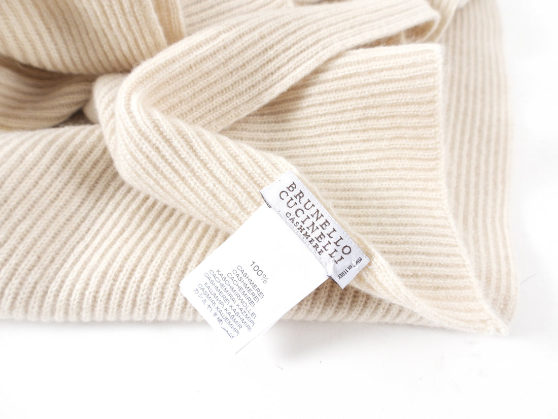 Brunello Cucinelli Light Beige Cashmere Long Knit Scarf