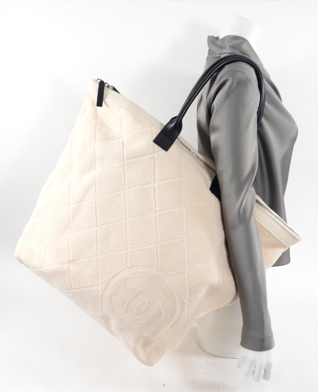 Chanel 2014 Cruise XL Terry Cloth Beach / Spa Bag and Towel 3pc Set – I  MISS YOU VINTAGE