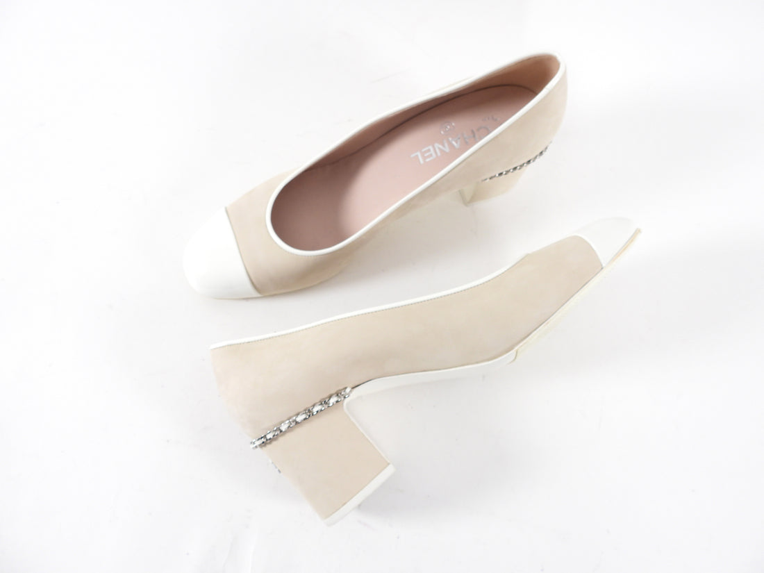 Chanel Light Beige Suede and White Patent Cap Toe Chain Pumps - 41 / 40