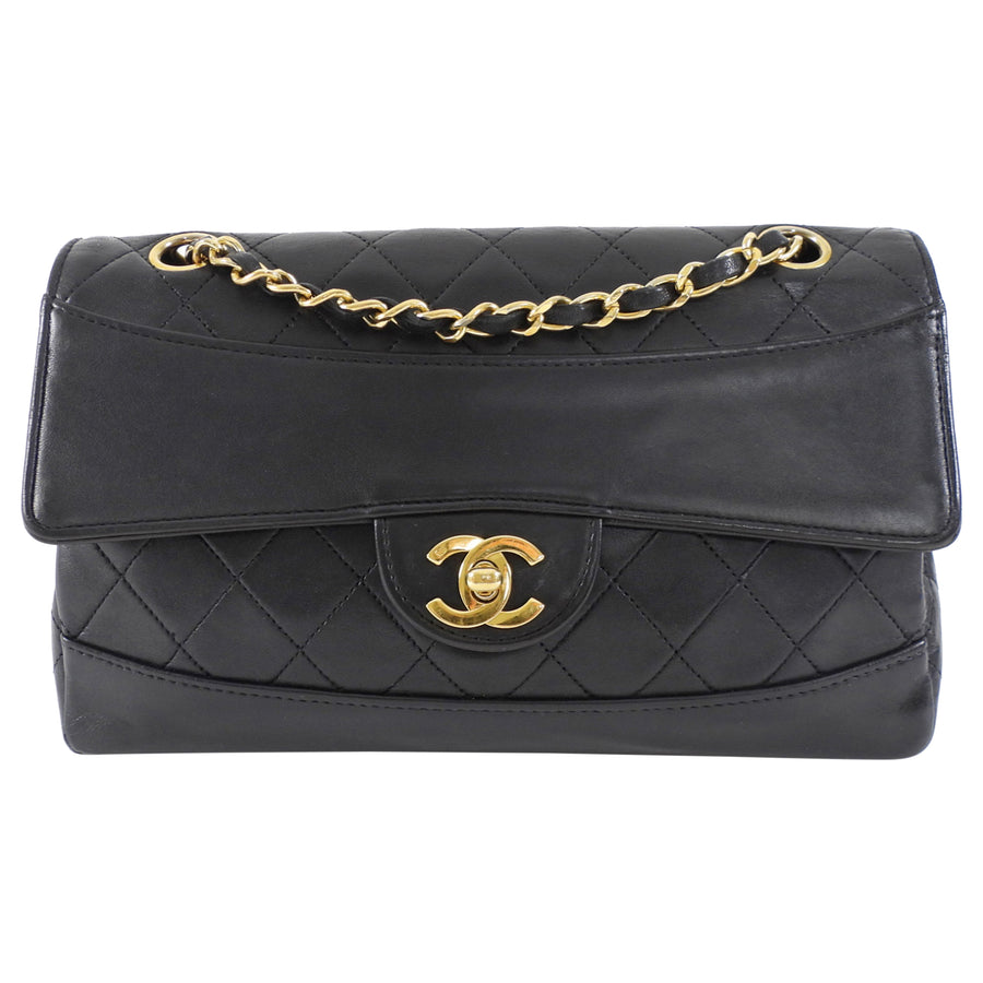 Chanel Vintage 1989 Black Quilted Lambskin Medium Single Flap Bag