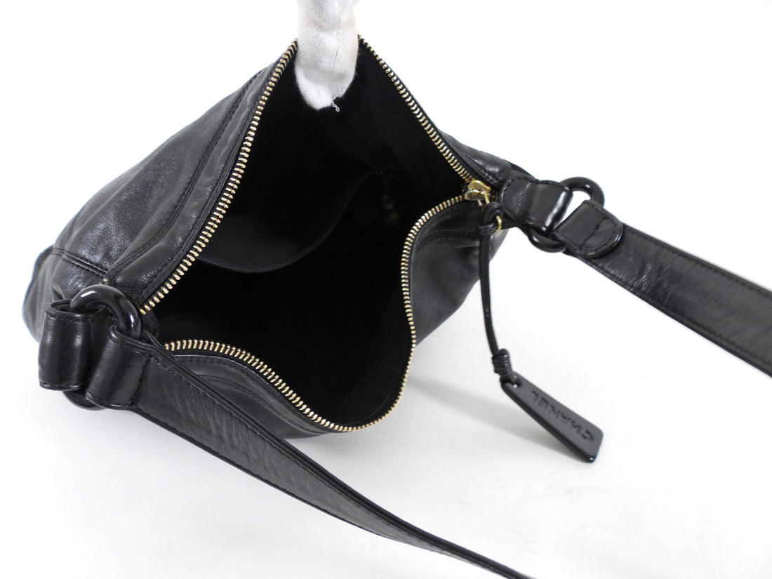 Chanel Vintage 1997 Black Leather CC Small Hobo Shoulder Bag