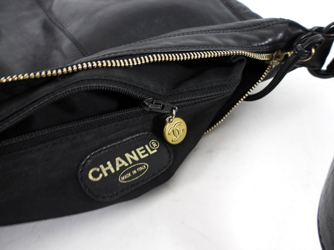 Chanel Vintage 1997 Black Leather CC Small Hobo Shoulder Bag