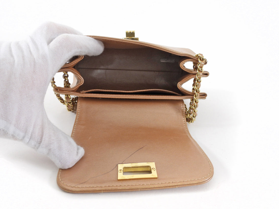 Chanel Vintage 2002 Metallic Pink Mini 2.55 Chocolate Bar Reissue Chain Flap Bag