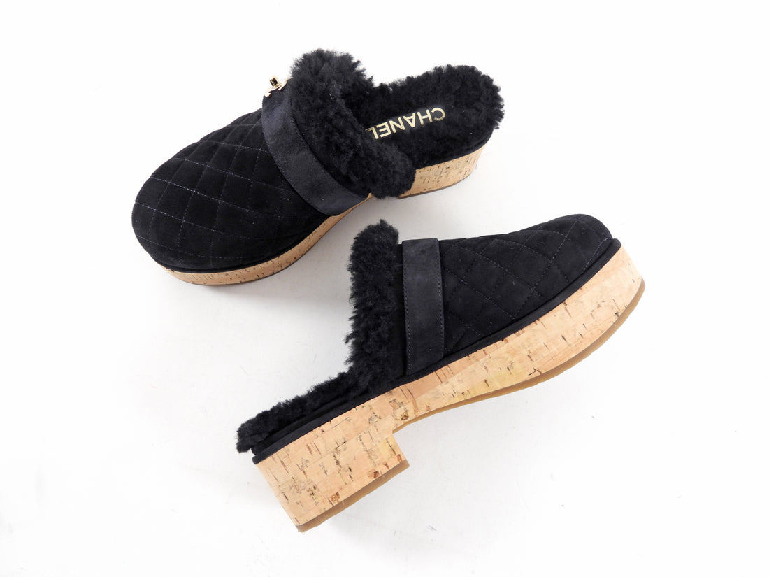 Chanel 21A Black Shearling CC Turn Clasp Quilt Cork Mules - 37