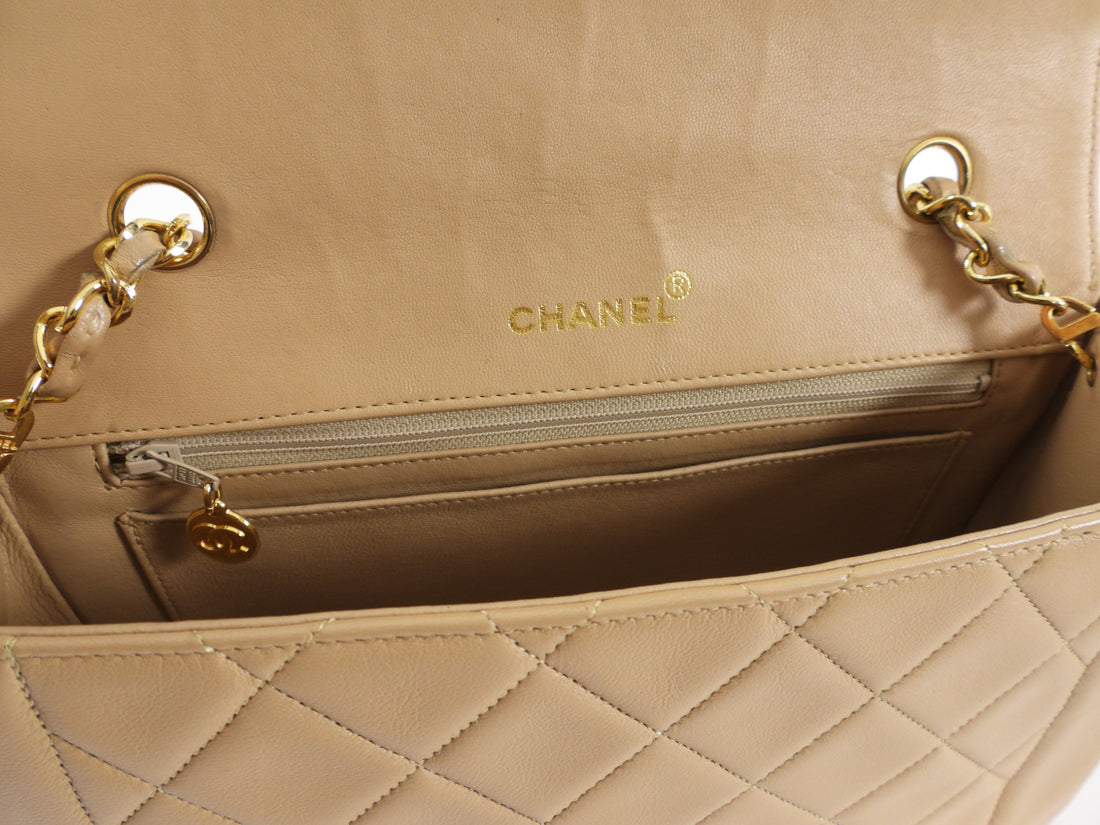 Chanel Vintage Beige Quilted Leather Diana Flap Bag