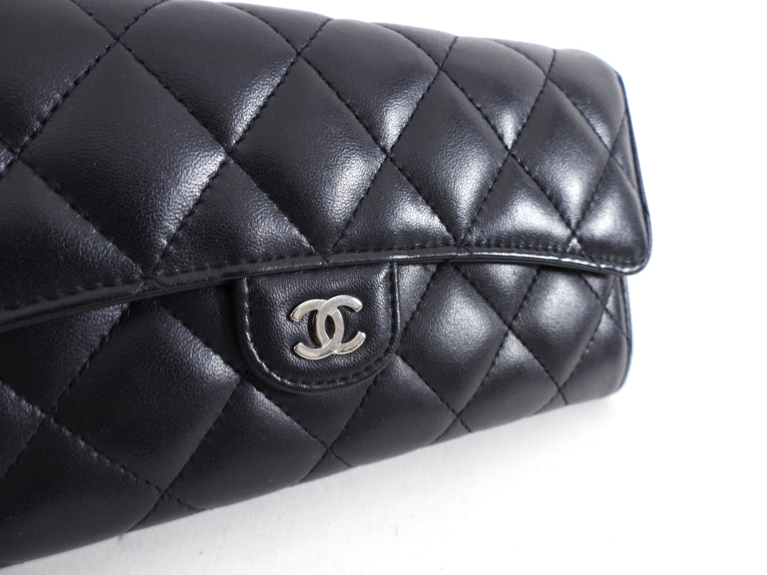 Chanel Black Lambskin Quilted Leather CC Flap Continental Wallet