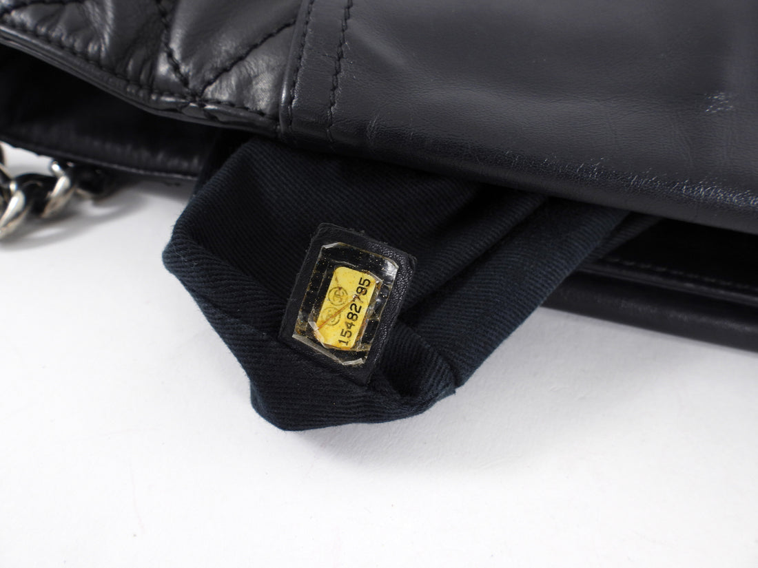 Chanel Black Quilted Aged Leather In The Mix Chain Tote Bag