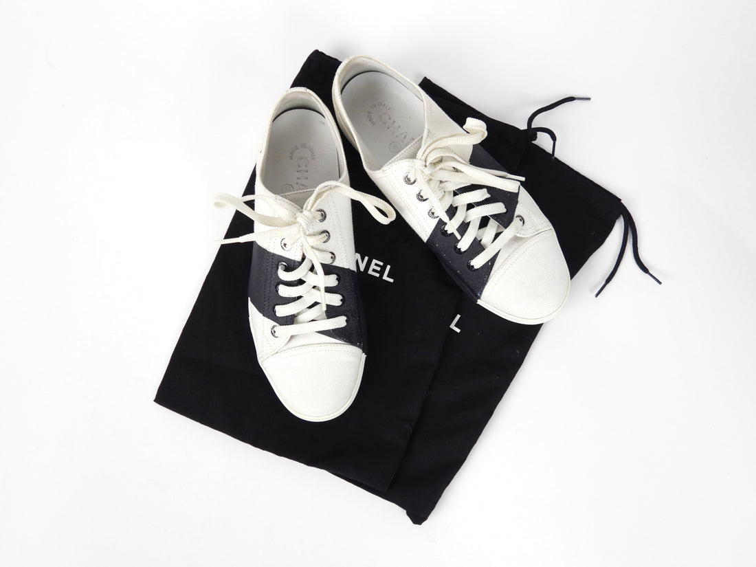Chanel White and Black Stripe Canvas Flat Sneakers - 36