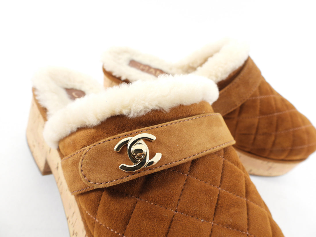 Chanel 21A Brown Shearling CC Turn Clasp Quilt Cork Mules - 37