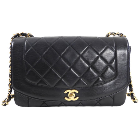 Chanel Vintage 2000-2002 Black Lambskin Quilt Diana Medium Flap Bag