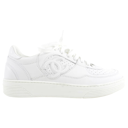 Chanel 23A White Leather Low Top CC Sneakers - 37.5 / 37