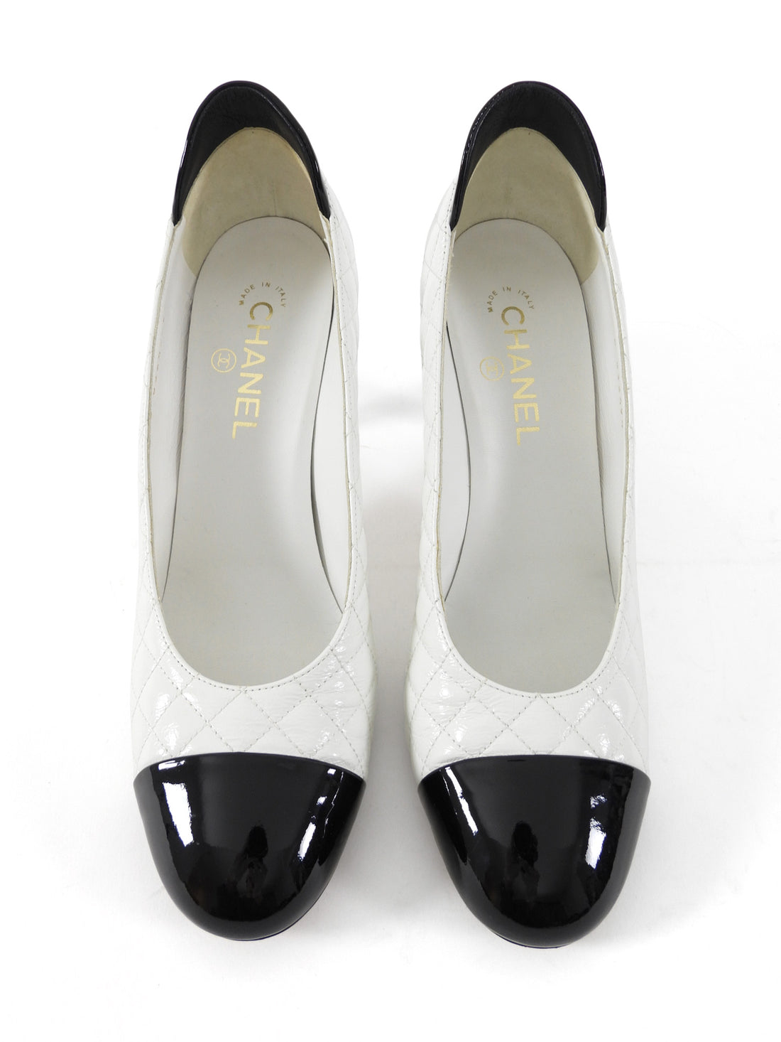 Chanel Black and White Quilted Leather Cap Toe Pumps - 41 (40)