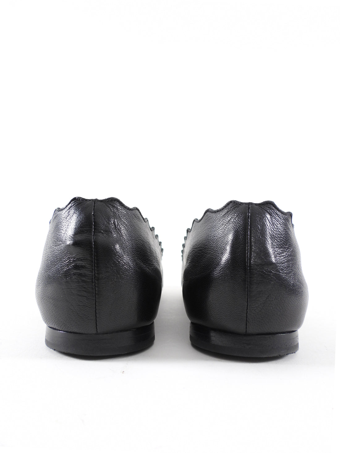Chloe Black Leather Scalloped Lauren Flat Shoes - 38.5
