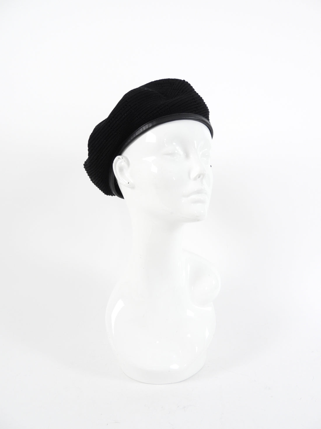 Gucci Black Knit Leather Trim Beret Hat - M
