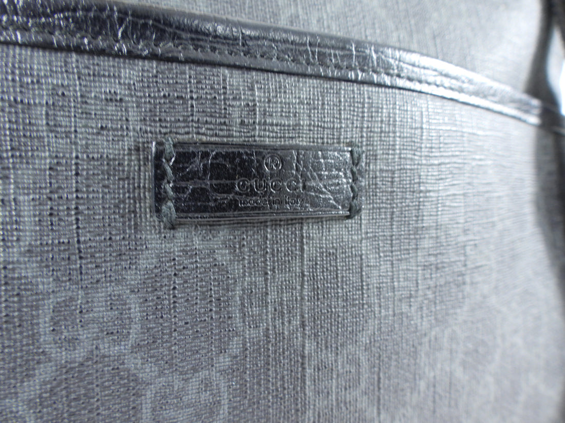 Gucci Monogram Supreme Coated Canvas Black Messenger Bag