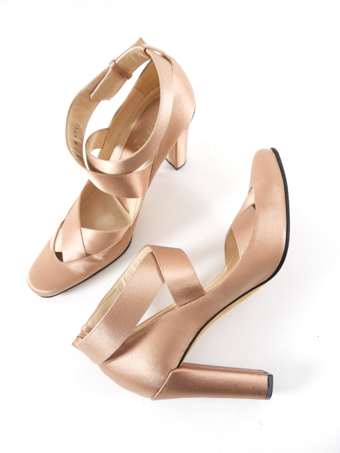 Gucci x Tom Ford Fall 2001 Runway Beige Satin Ballet Heels - 39.5