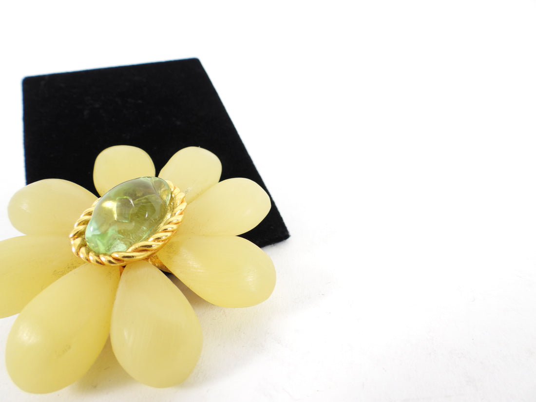Guy Laroche Vintage 1980's Resin Flower Brooch