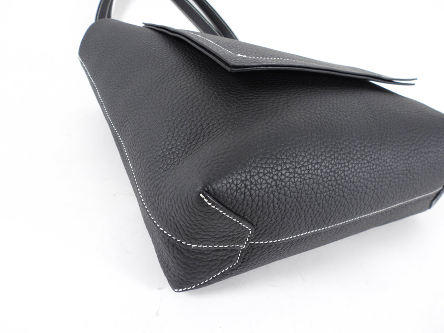 Hermes Black 2022 Clemence Cabasellier 31 Tote Bag