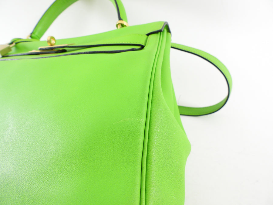 Hermes Vintage 1997 Apple Green Gulliver Leather Kelly 32cm Bag GHW