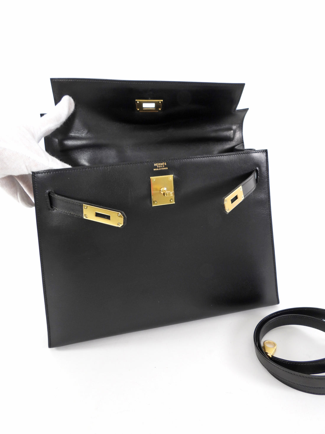 Hermes Vintage 1979 Black Box Calf Leather Sellier Kelly 32 Bag