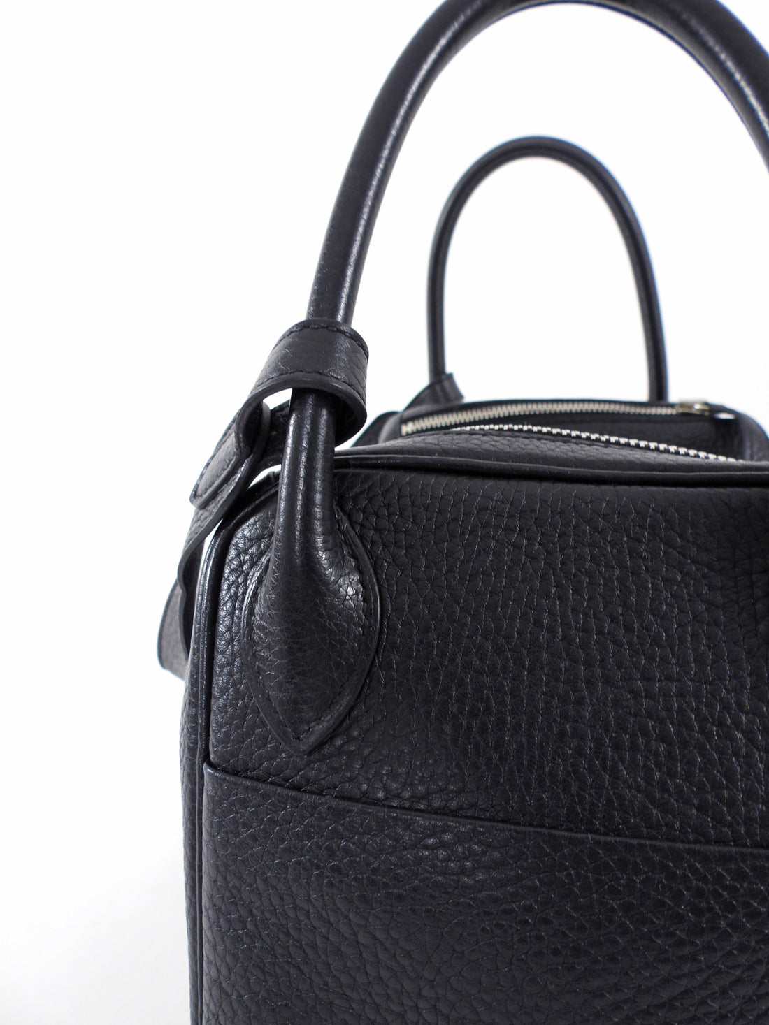 Hermes Black Clemence Leather Lindy 30 Bag PHW