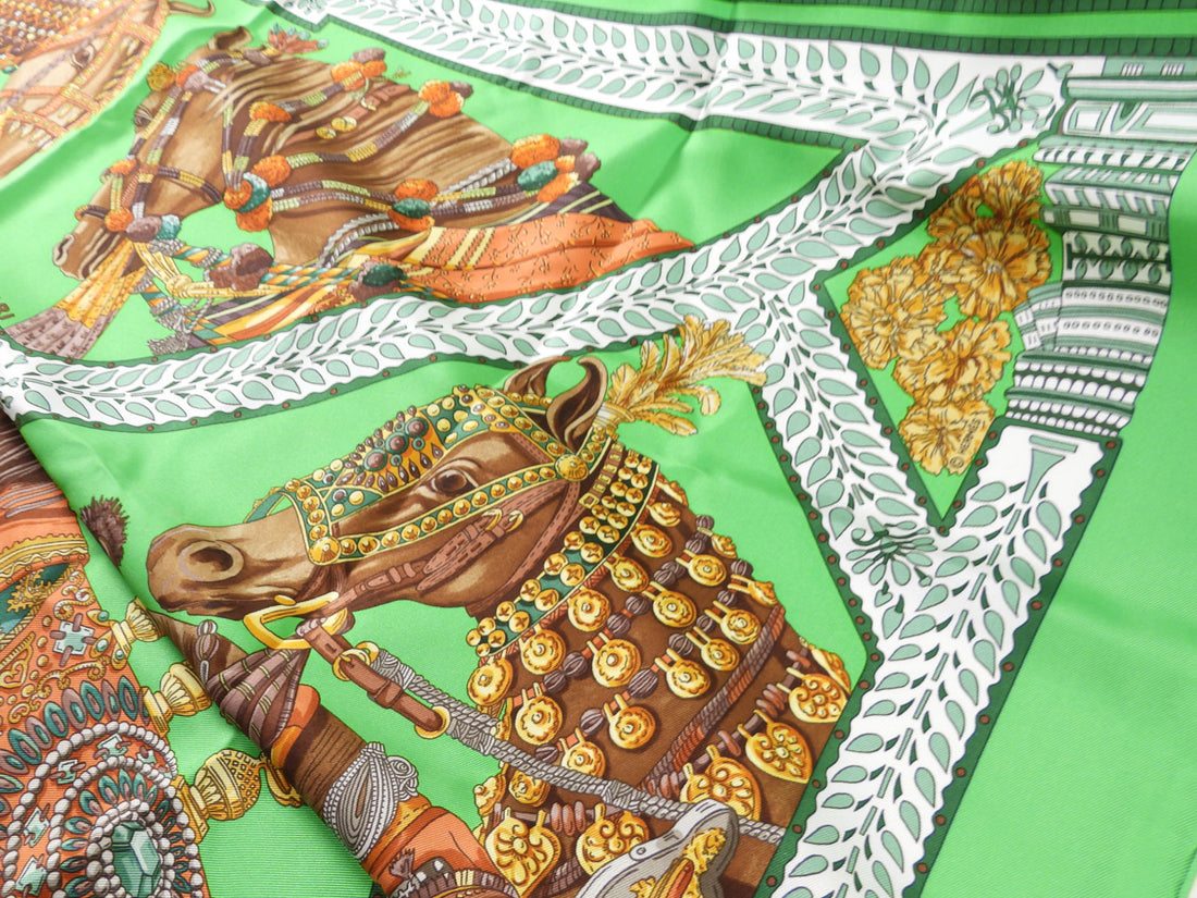 Hermes Green and brown La Danse du Cheval Marwari 90cm Silk Scarf