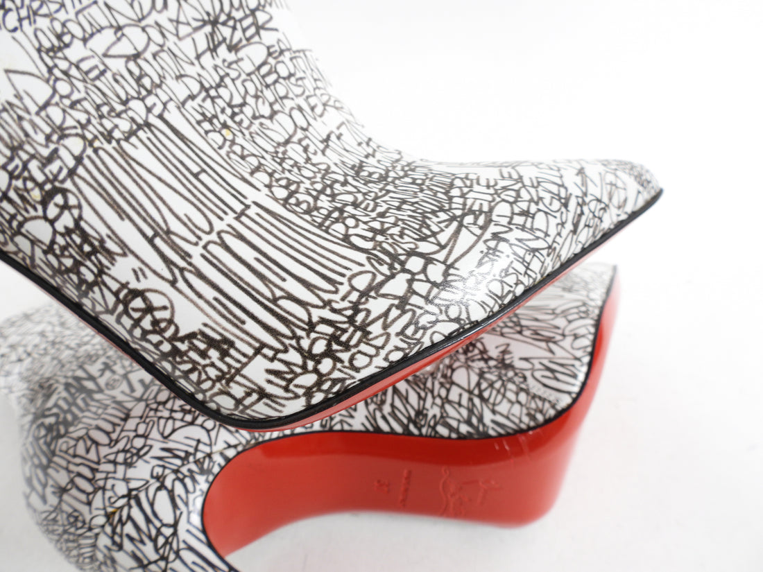 Christian Louboutin Graffiti Scribble White Leather So Kate Ankle Boot Christian Louboutin Graffiti Scribble White Leather So Kate Ankle Boot