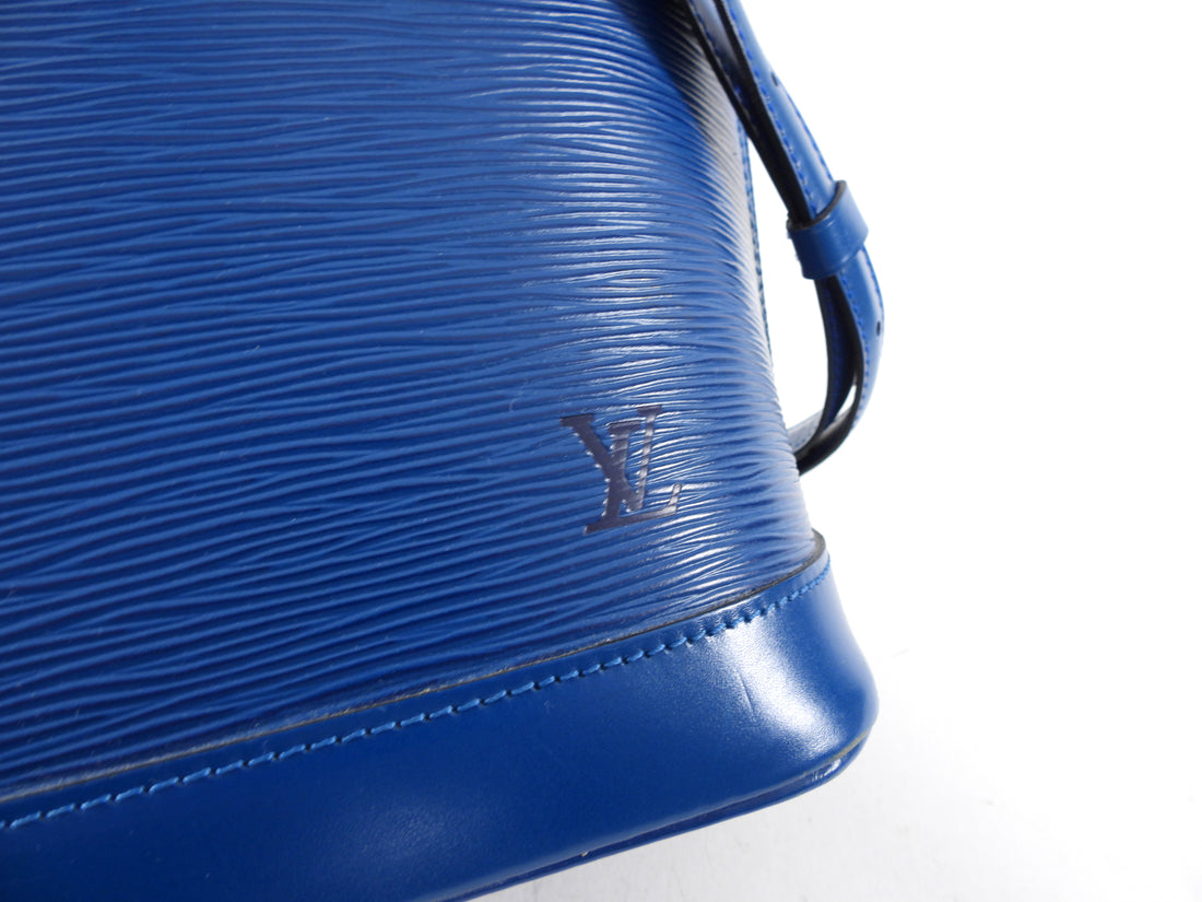 Louis Vuitton Vintage 1996 Blue Epi Alma MM Bag with Strap