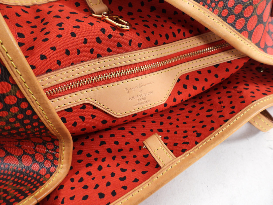 Louis Vuitton Limited Edition Rouge Yayoi Kusama Monogram Waves Neverf –  Fancy Lux