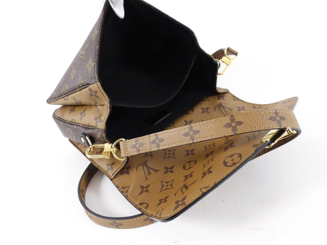 Louis Vuitton Pochette Metis Monogram Reverse Bag