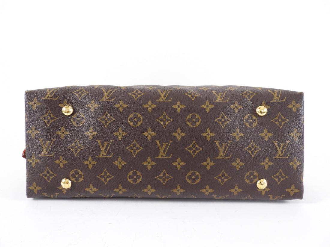 Louis Vuitton Carryall MM Monogram Canvas Shoulder Bag