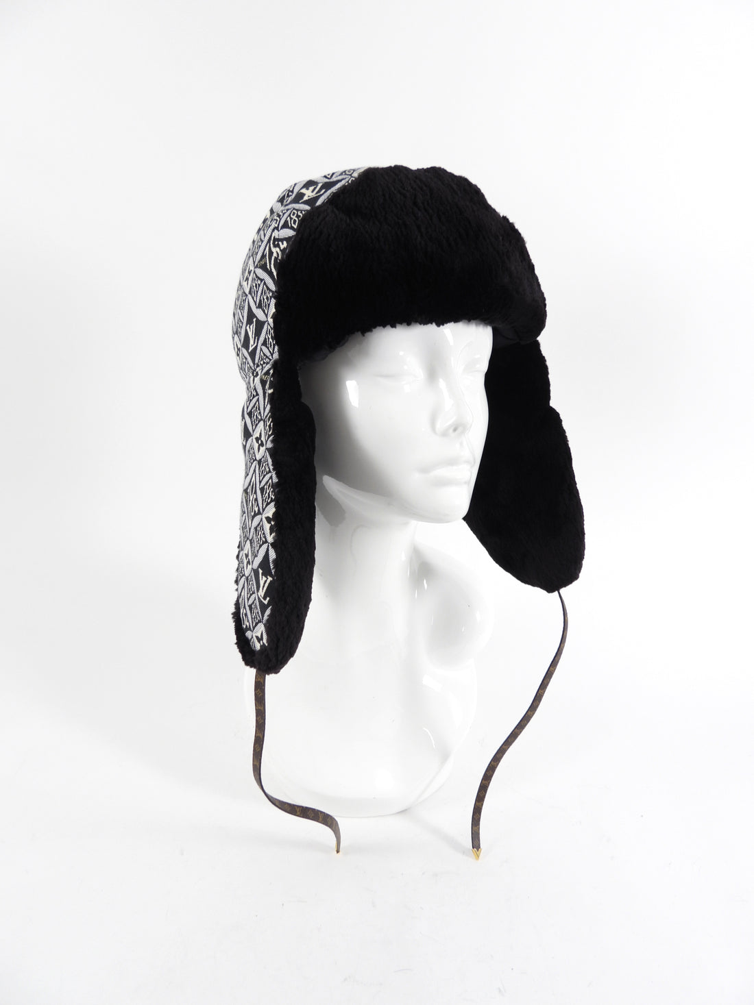 Louis Vuitton Black and White 1854 Brocade Beaver Fur Trim Trapper Hat - S