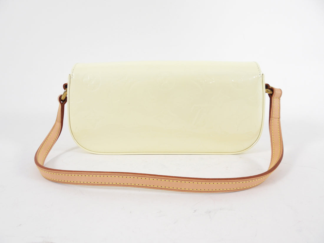 Louis Vuitton Ivory Perle Vernis Malibu Street Baguette Shoulder Bag