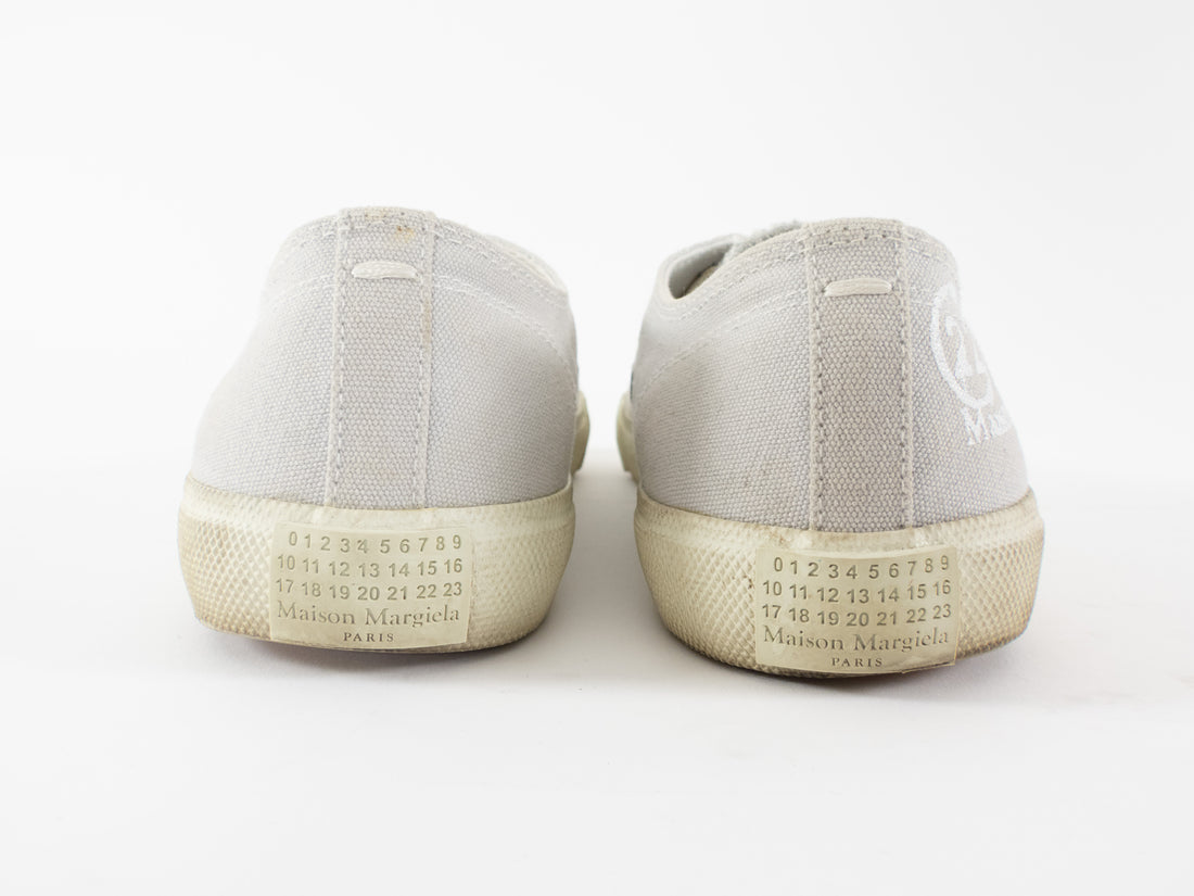 Maison Margiela Light Grey Cloth Tabi Low Top Sneakers - 35.5