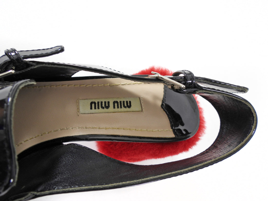 Miu Miu Black Patent Leather Buckle and Red Faux Fur Block Heels - 38